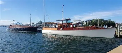 Смотреть Хилл Доки