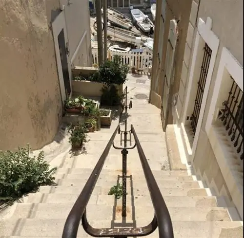 Лестница порта Мальмуск &copy; Y. Navarro