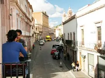 Туристы, которые приедут, найдут хорошую и недорогую жизнь и однажды могут похвастаться тем, что были здесь до того, как был обнаружен Сакатекас.