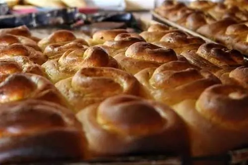 Ла Джорджиана известна тем, что печет вкусный сладкий хлеб.