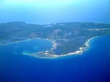 Остров Утила с воздуха. фото: Aboututila.com местный сайт.