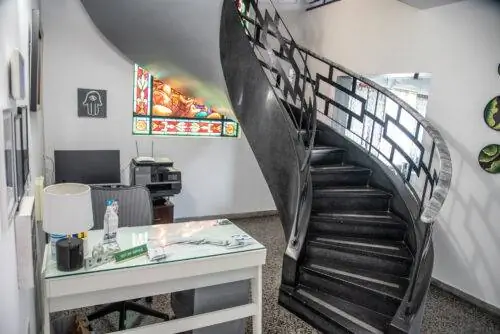 Винтовая лестница в Шато Блан