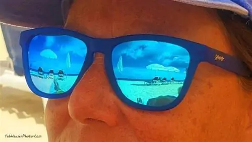 Виды на пляж Ангильи (Tab Hauser)