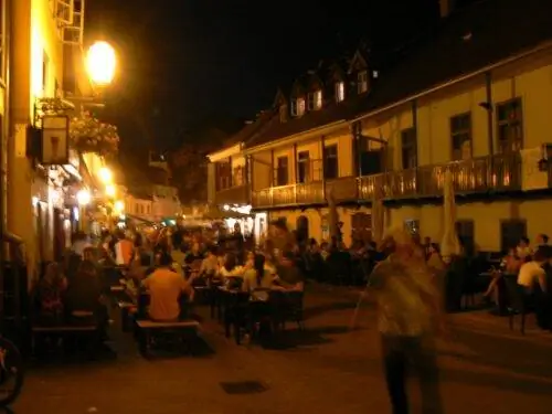 Загреб, захватывающий ужин на открытом воздухе в центре города