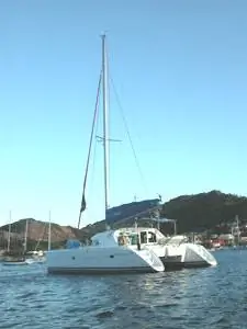 47-футовый катамаран, который автор зафрахтовал у Sunsail.