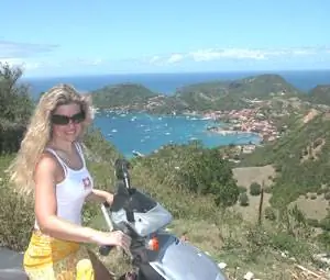 Автор выше Les Saintes