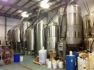 Пивоварня ресторана North Country Brewing Company. Пивоварня ресторана North Country Brewing Company.