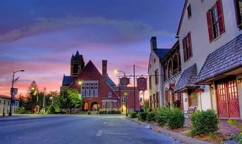 Центр города Бардстаун, штат Кентукки. Фото GreatAmericanAdventure.net.