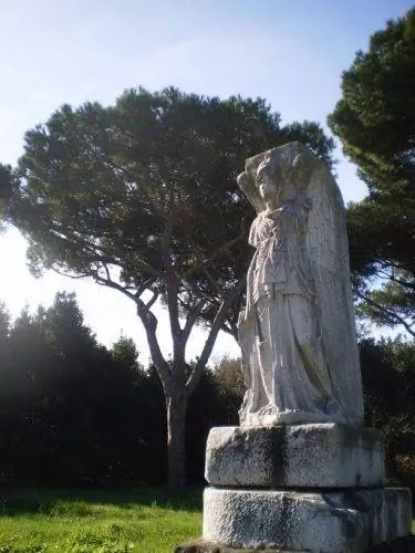 Статуя Остия Антика