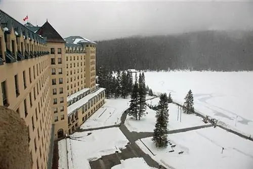 Фэрмонт Лейк Луиз Сноу