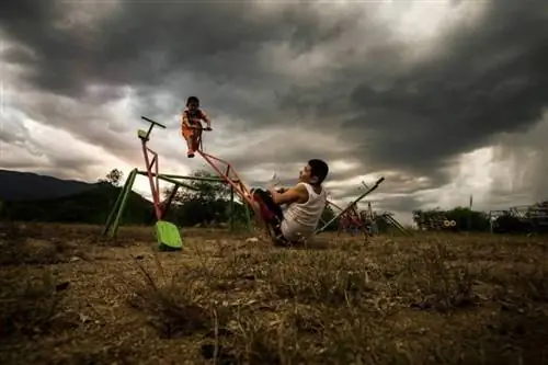 Шторм проносится над долиной Монтеррея