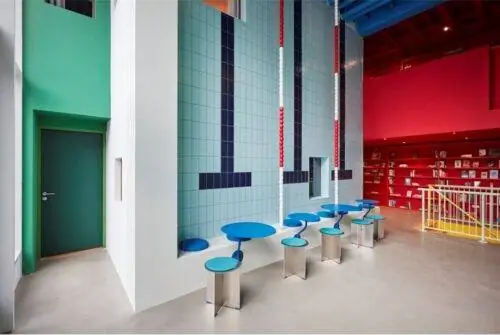 Rotterdam Hotel Not Hotel Вертикальный бассейн