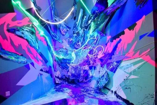 Пейнткорнер дисплей. Фото Музея сейсморазведки.