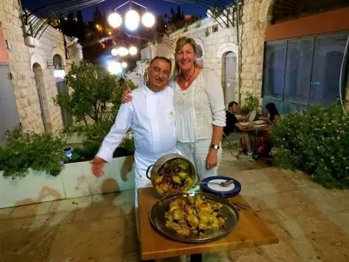 Я и шеф-повар Моше из ресторана Eucalyptus в Иерусалиме.