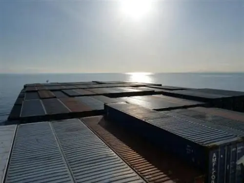 На борту грузового корабля