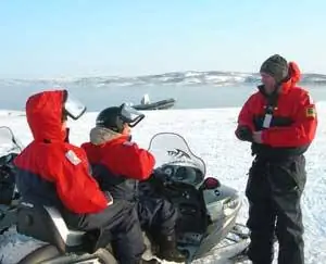Катание на снегоходах в Arctic Adventures