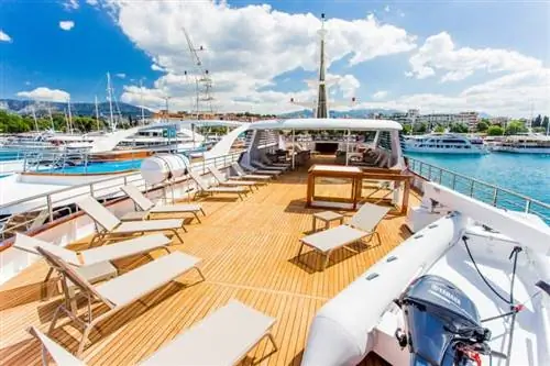 Палуба в лунном свете на борту одного из судов Deluxe Superior компании Katarina Line. Фото предоставлено Марио Альмонте