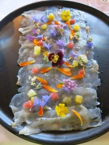 Копченый морской черт в ресторане Panache в Квебеке.