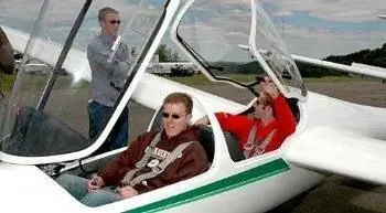 Подготовка к полету в Harris Hill Soaring, Elmira NY.