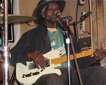 Легендарный Генри Гипсон, основатель Gip's Juke Joint, Бессемер, Алабама.