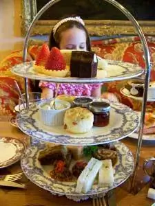 Чаепитие в отеле Fairmont Empress