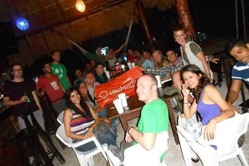 Члены сообщества Couchsurfing проводят мероприятия по всему миру еженедельно (в зависимости от местоположения). Проверьте раздел событий на веб-сайте для получения обновленной информации.