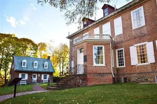 Особняк Шайлер изначально был построен на 80 акрах земли.