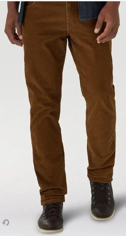 Вельветовые брюки Wranglers цвета Monks Robe.