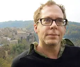 Дэвид Фарли писал о крайней плоти Христа.