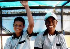 Мальчики в грузовике