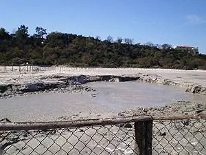 Грязевое озеро в Солтаре