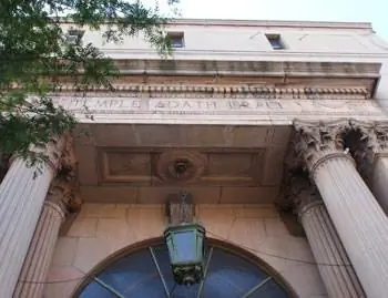 Баптистская церковь Первого союза изначально была синагогой.