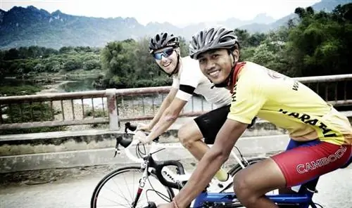 Велосипедисты во Вьетнаме