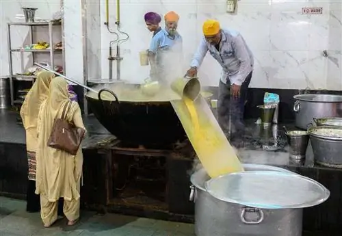 Любой желающий может побродить по Лангару, не задавая вопросов.