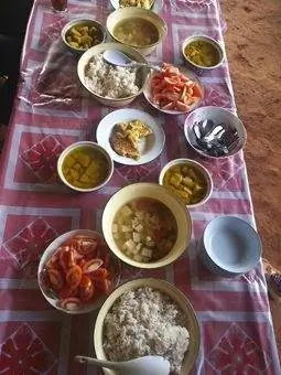 Здесь все вегетарианское.