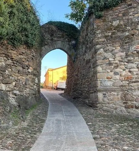 каменная арка