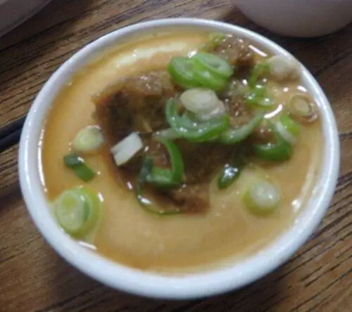 Uni Egg Custard в саду Ри Фэн в Даляне, Китай.