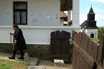 Традиционный житель деревни Йосвафо, Венгрия. Фотографии Альберто Паредеса.