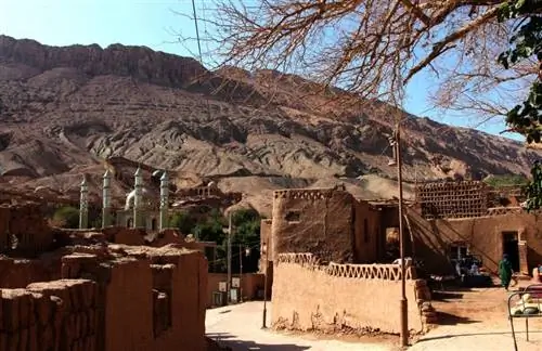 Деревня Туюгоу, долина среди Пылающих гор.