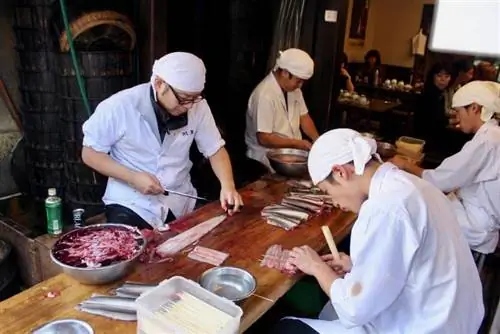 Унаги Филе Экипаж Японская забава Каватоя Хонтен, Нарита Япония. Фотографии Курта Джейкобсона.