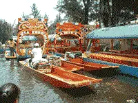 Плавучие сады Сочимилько - главная достопримечательность Мехико. На фото Хабиб Саллум.