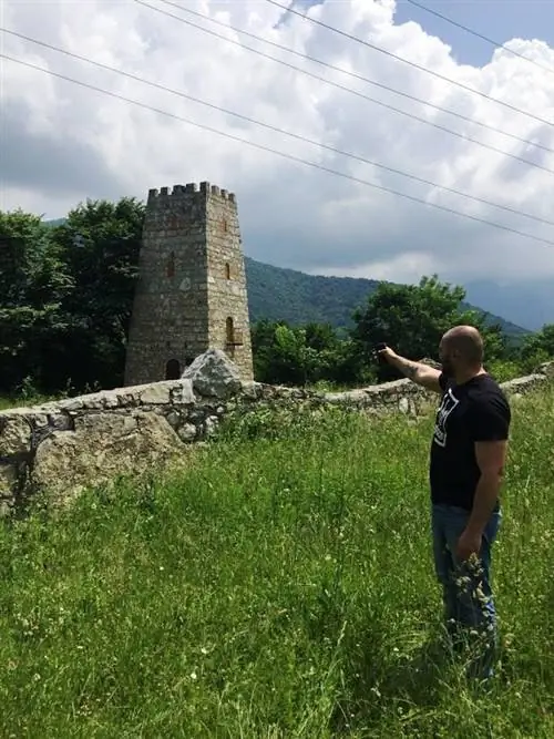 Средневековая боевая башня рода Дударовых