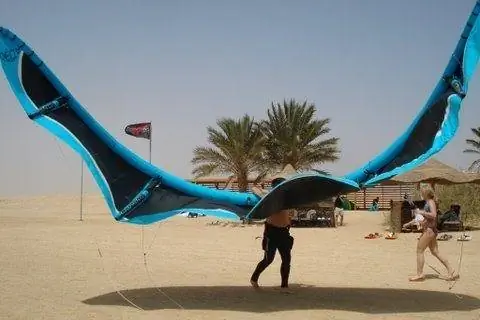 Кайтсерфинг в дайв-центре.