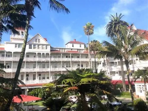 Викторианский сад отеля Del Coronado