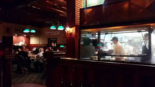 Барбекю в стиле Санта-Мария в стейк-хаусе Shaw's.