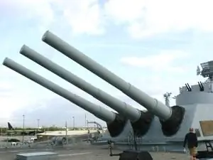На борту линкора USS Alabama, пришвартованного в качестве музея за пределами Мобила, штат Алабама. Фотографии Макса Хартсхорна.