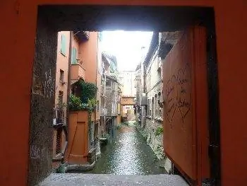 Канал делле Молине в Болонье.
