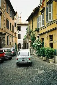 Vicolo del Bologna в Трастевере.