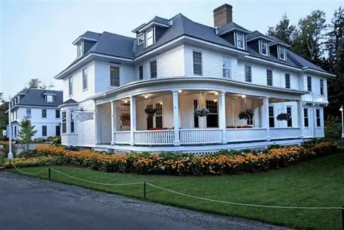 Отель Bretton Arms Country Inn идеально подходит для больших вечеринок. (omnihotels.com)