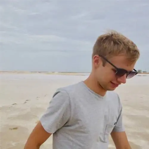 Бентон Грэм